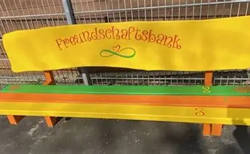 Freundschaftsbänke